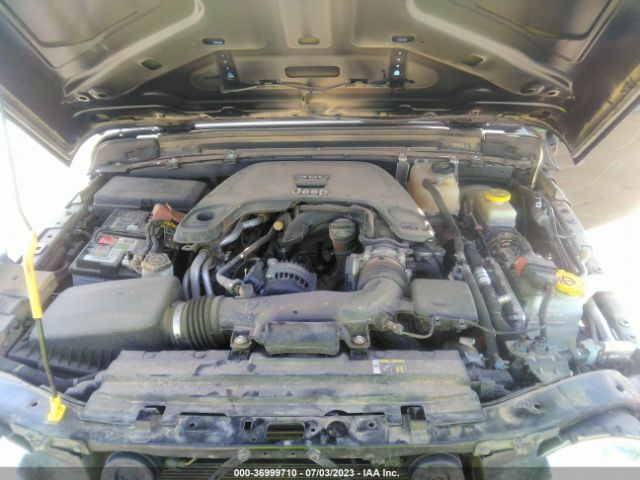 1C4HJXDG4KW678427 Jeep Wrangler Unlimited Sport S