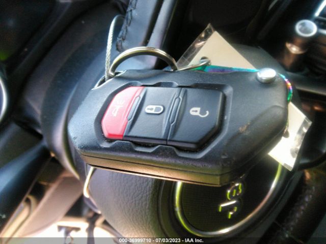 1C4HJXDG4KW678427 Jeep Wrangler Unlimited Sport S