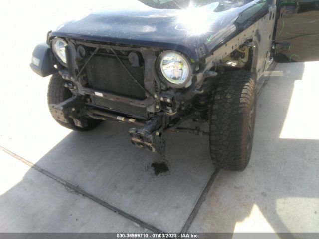 1C4HJXDG4KW678427 Jeep Wrangler Unlimited Sport S