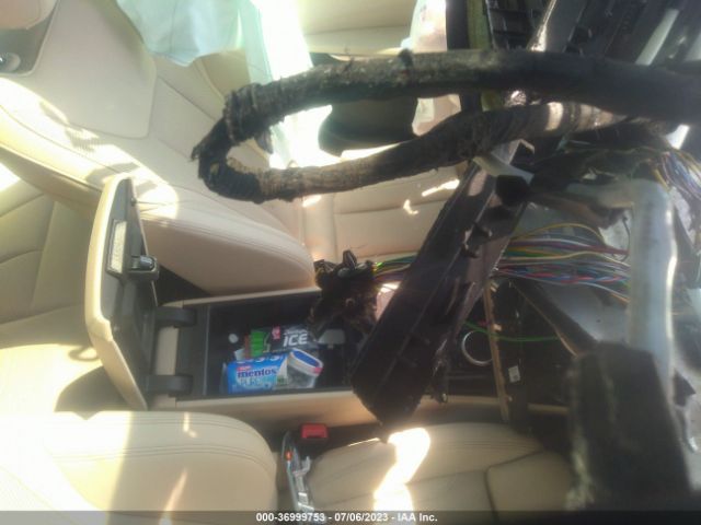 3MW5R7J04N8C40729 BMW 3 Series 330i Xdrive