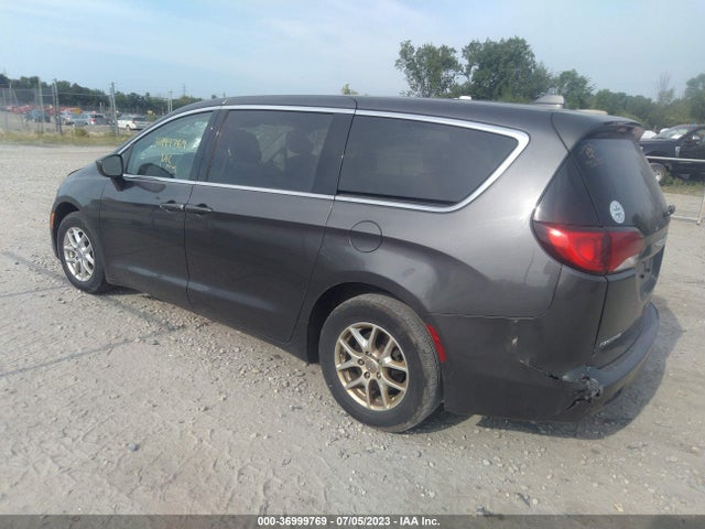 2C4RC1DGXHR633845 Chrysler Pacifica Touring