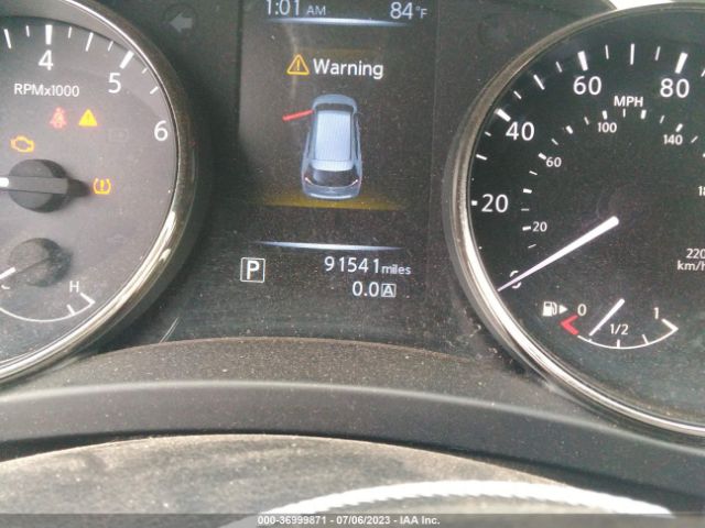 JN8AT2MT9GW025986 Nissan ROGUE SV