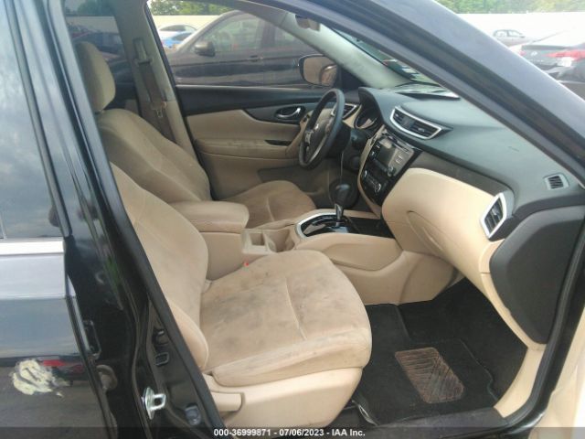 JN8AT2MT9GW025986 Nissan ROGUE SV