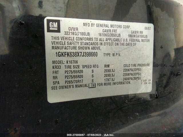 2007 GMC YUKON DENALI VIN: 1GKFK638X7J398660