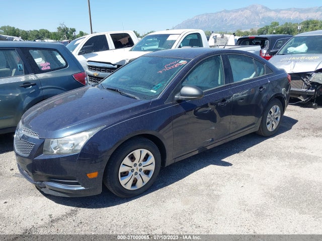 Chevrolet CRUZE LS 2014 1G1PA5SH1E7241424 Image 2