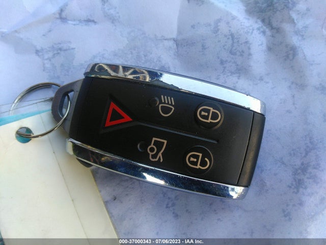 2007 JAGUAR XK SAJWA44B575B09226 Photo 10