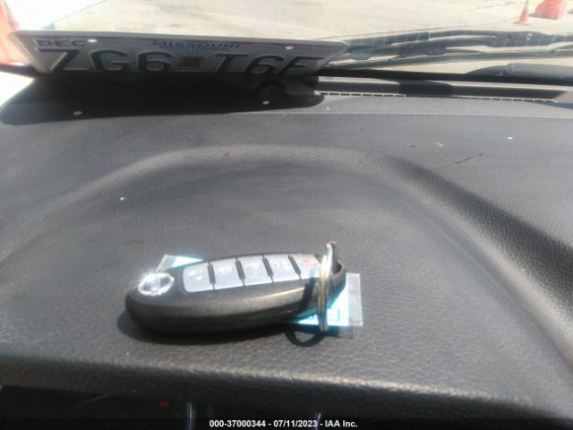 KNMAT2MVXHP521243 Nissan ROGUE S/SV/SL