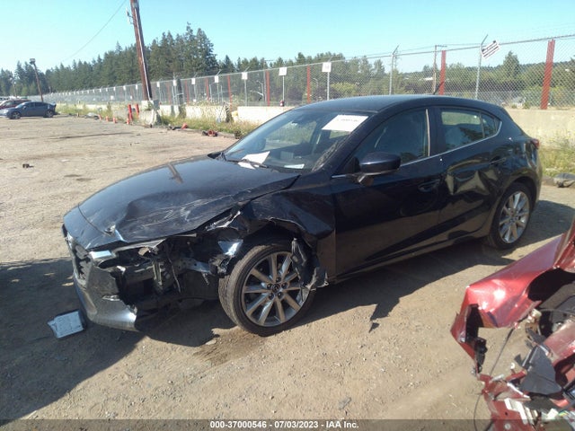 Mazda Mazda3 5-door Touring 2017 3MZBN1L79HM120104 Image 2