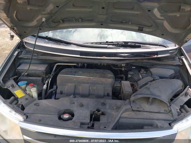 2011 HONDA ODYSSEY TOURING VIN: 5FNRL5H90BB042283