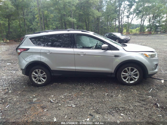 2017 FORD ESCAPE SE VIN: 1FMCU9G90HUD25211