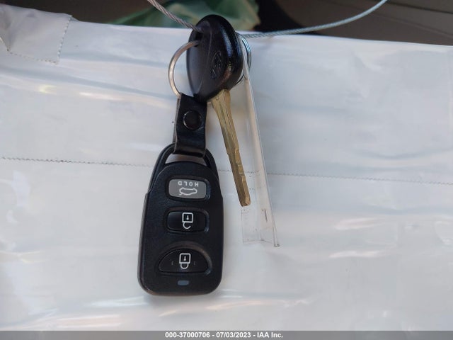 Hyundai ELANTRA SE 2017 KMHD74LF6HU383558 Image 3