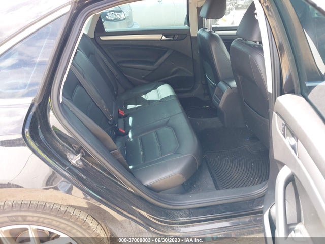 1VWAS7A3XFC080346 Volkswagen Passat 1.8t Limited Edition