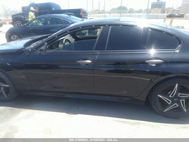 BMW 6 Series 640i 2015 WBA6A0C59FD318244 Image 14