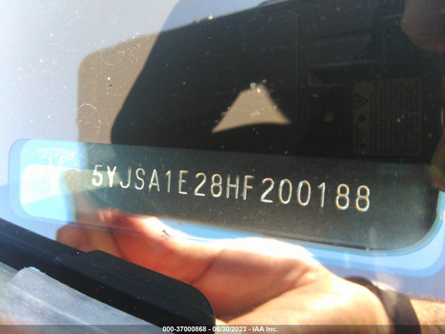 Tesla MODEL S 2017 5YJSA1E28HF200188 Image 42