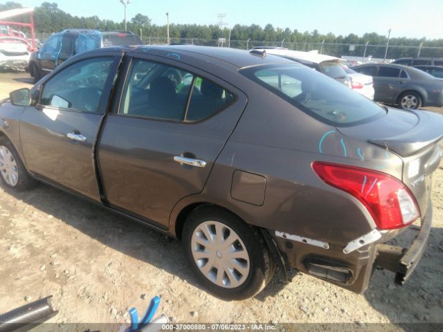 3N1CN7AP3FL915765 Nissan VERSA SV