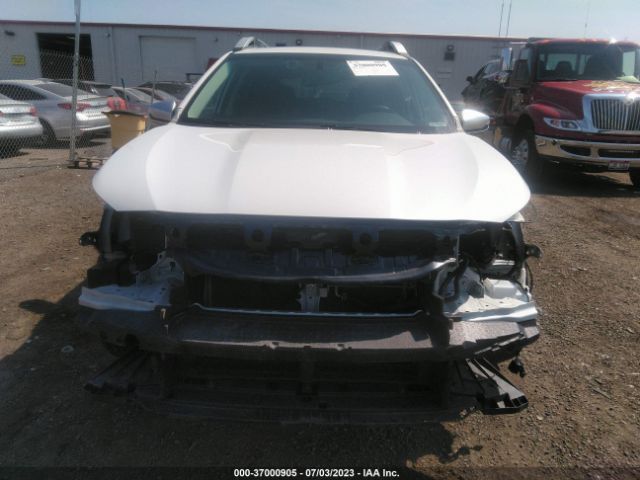 4S4BTAPCXN3215635 Subaru Outback Touring