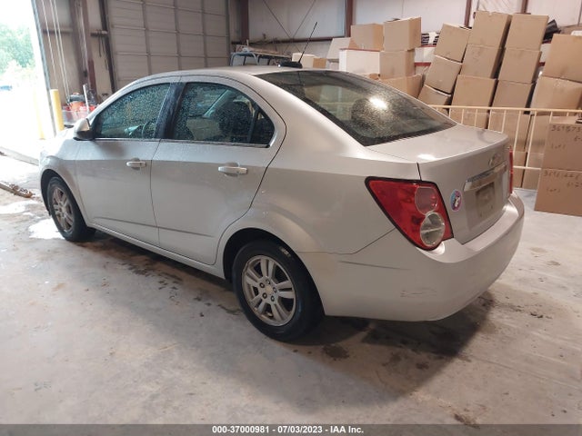 Chevrolet SONIC LT 2015 1G1JC5SH4F4174305 Image 3