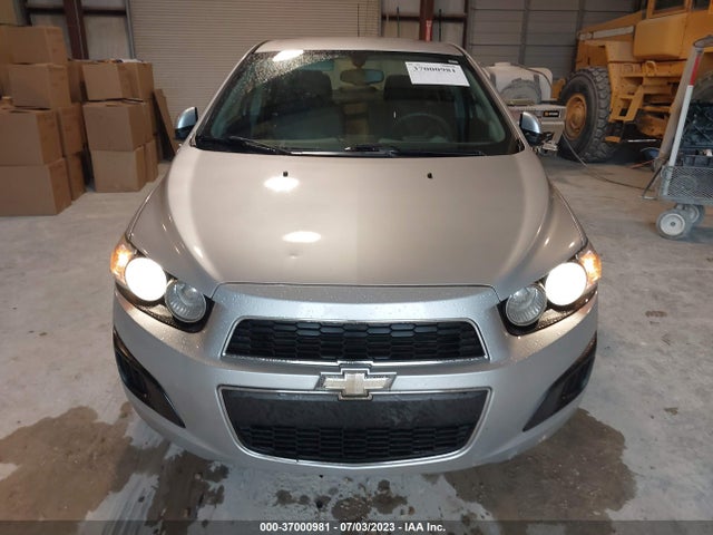 Chevrolet SONIC LT 2015 1G1JC5SH4F4174305 Image 6