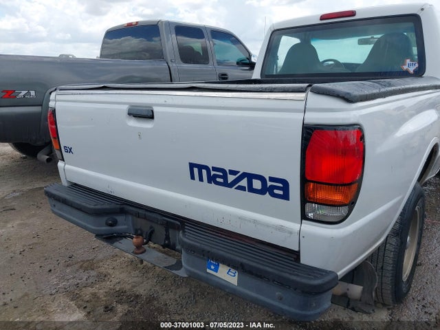 1998 MAZDA B-SERIES 2WD TRUCK SX/SE VIN: 4F4YR12C7WTM33660