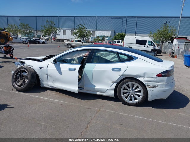 Tesla Model S 70 Kwh 2016 5YJSA1E1XGF161013 Image 13