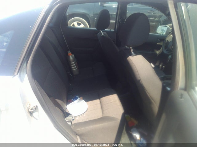 2010 FORD FOCUS SE VIN: 1FAHP3FN2AW202460