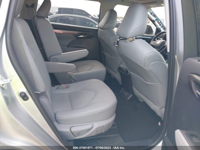 Toyota Highlander Limited/platinum 2021 5TDYZRAH6MS063950 Image 8