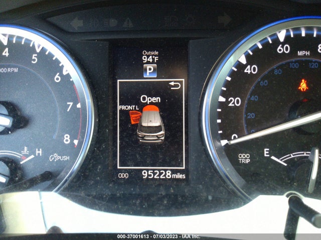 Toyota Highlander Limited 2016 5TDYKRFH0GS184328 Image 16