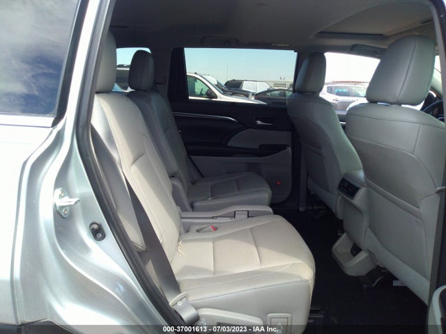 Toyota Highlander Limited 2016 5TDYKRFH0GS184328 Image 8