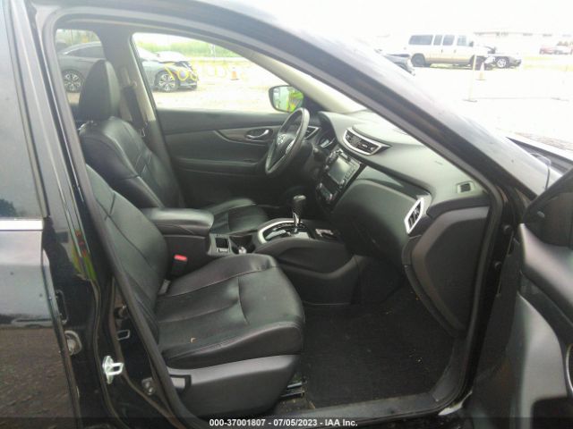 5N1AT2MV2FC916940 Nissan Rogue Sl