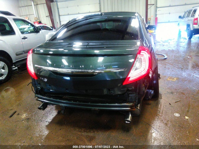 2016 Lincoln MKS, VIN: 1LNHL9DK2GG600008