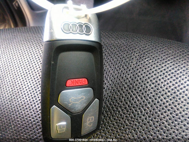 WA1LAAF7XJD046430 Audi Q7 Premium Plus