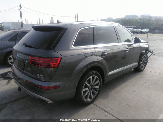 WA1LAAF7XJD046430 Audi Q7 Premium Plus