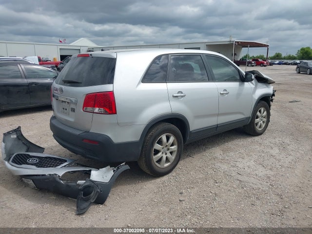 2013 KIA SORENTO LX VIN: 5XYKT3A12DG417046