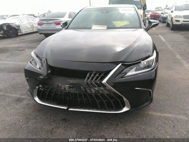 58ADA1C17NU022042 Lexus Es Es 300h