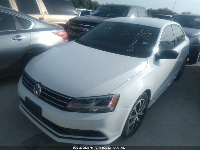 3VWD67AJ3GM215974 Volkswagen Jetta Sedan 1.4t Se