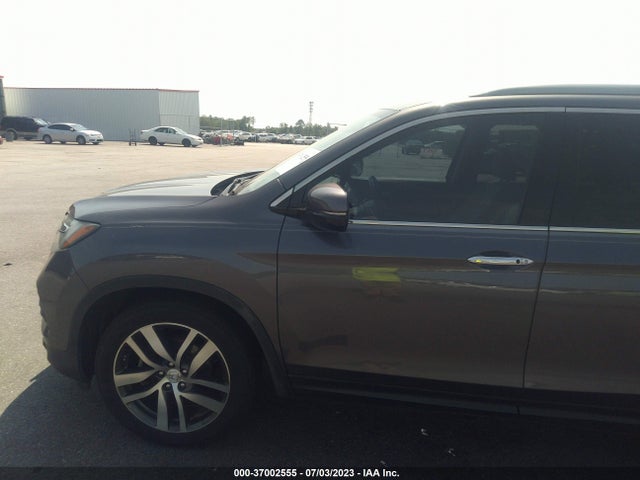 Honda Pilot Touring 2017 5FNYF5H95HB033185 Image 14