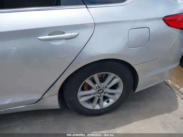 2015 HYUNDAI SONATA 2.4L SE VIN: 5NPE24AF5FH149929