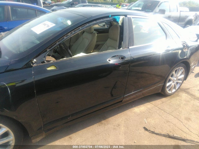2014 LINCOLN MKZ VIN: 3LN6L2J98ER801255