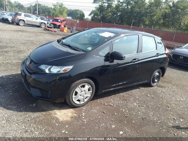 Honda FIT LX 2015 3HGGK5H54FM719748 Image 2