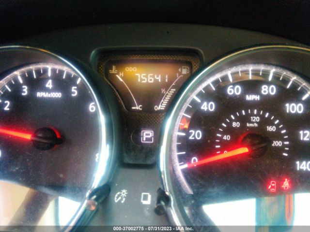3N1CN7APXFL817820 Nissan VERSA SV
