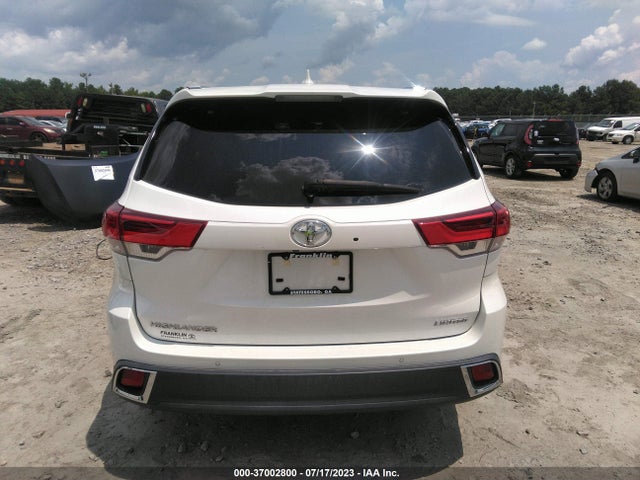 Toyota Highlander Limited 2019 5TDYZRFHXKS357261 Image 17