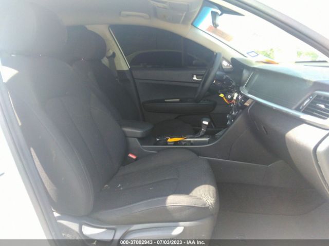 5XXGT4L36LG385165 KIA Optima Lx