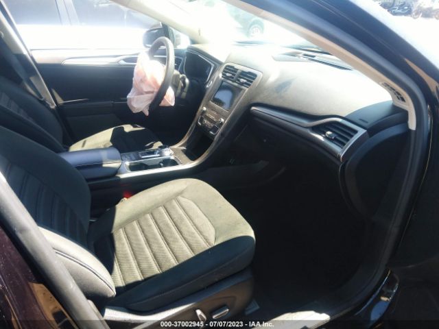 3FA6P0LU8KR174220 Ford Fusion Hybrid Se