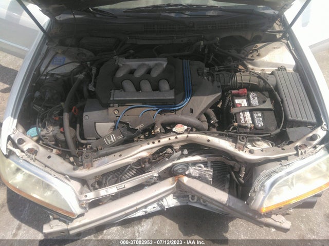 1998 HONDA ACCORD SDN EX VIN: 1HGCG1651WA074596