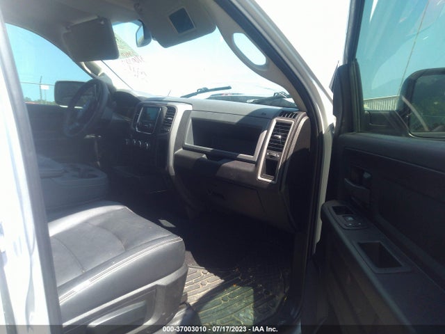 1C6RR7FGXKS533532 RAM 1500 Classic Express