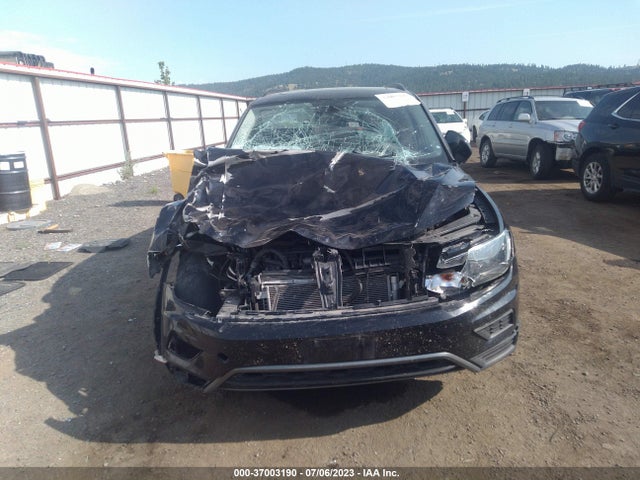 3VV2B7AX4JM117152 Volkswagen Tiguan Sel/se