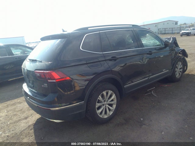 3VV2B7AX4JM117152 Volkswagen Tiguan Sel/se
