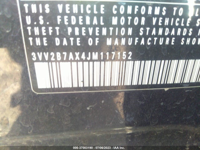 3VV2B7AX4JM117152 Volkswagen Tiguan Sel/se