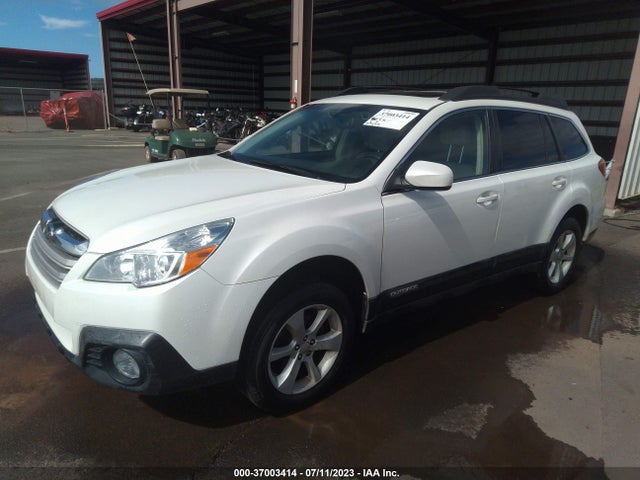 4S4BRCFC3E3327575 Subaru Outback 2.5i Premium