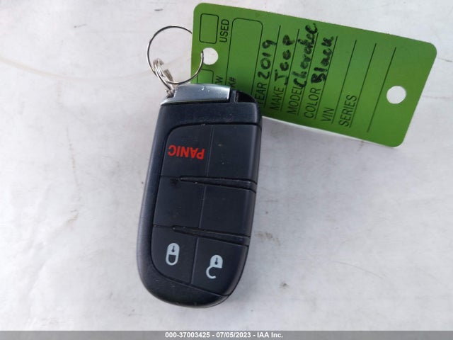 1C4RJEAGXKC548473 Jeep Grand Cherokee Laredo E